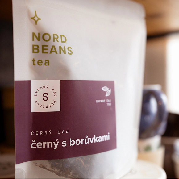 Tea: Black with blueberries LOOSE